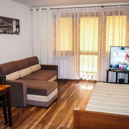 Apartament Z Ogrodkiem W Parku Zdrojowym Swinemünde Exterior foto